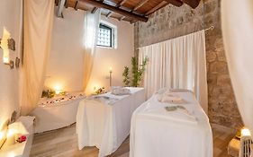 B&B dei Papi Boutique Hotel